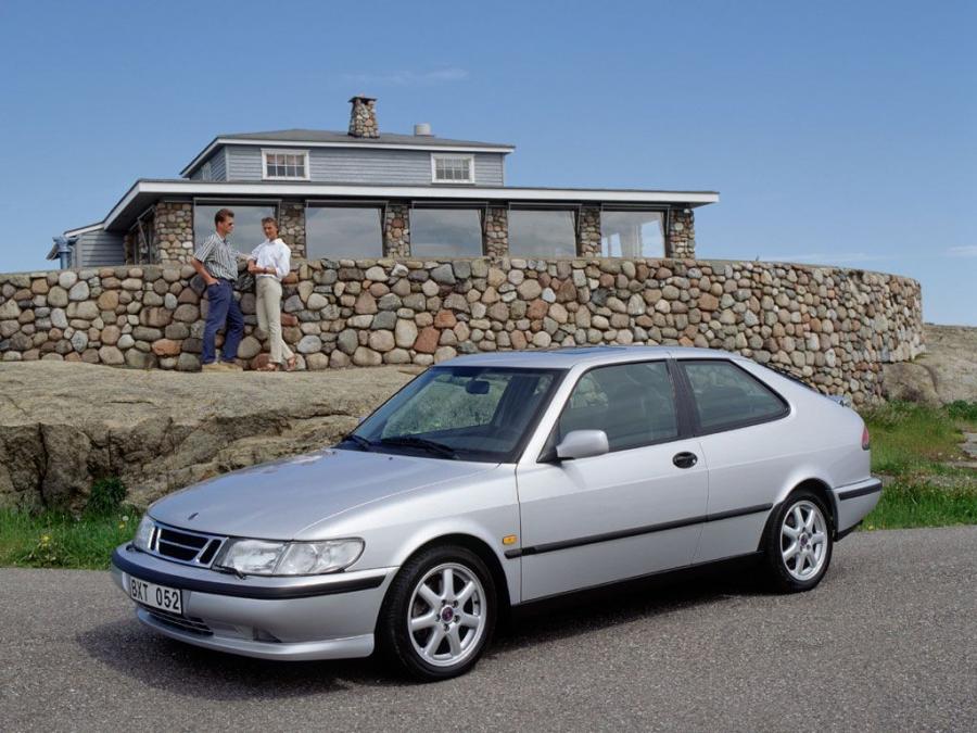  Saab 900 SE Talladega Coupe 1997 года  (фото 2 из 10)